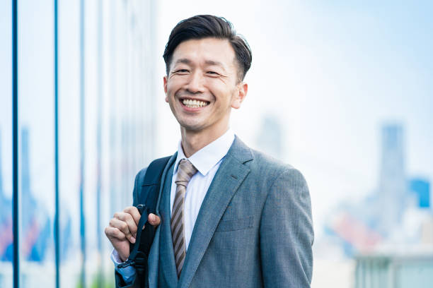 メンズ脱毛は何歳からでも遅くない｜30代・40代男性が今、選んでいる理由の画像