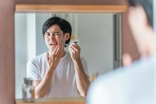 「剃ってもすぐ生える」を卒業！自己処理いらずのメンズ脱毛の画像